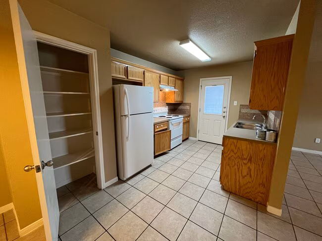 2605 Cody Poe Rd Killeen, TX 76549 photo 5