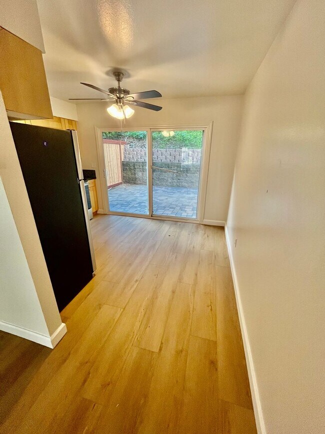 3840 Dove St San Diego, CA 92103 photo 3
