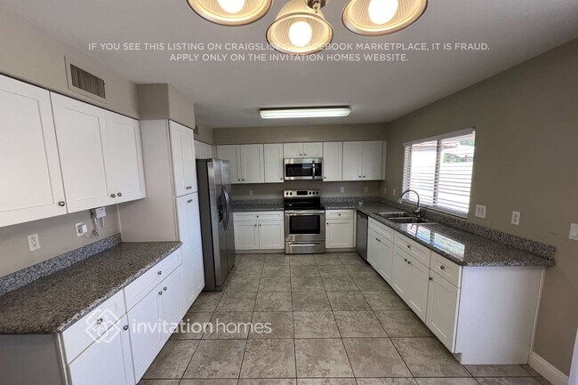 16845 W Windermere Way Surprise, AZ 85374 photo 5
