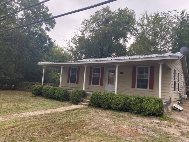 411 College Street Canton, TX 75103 photo 5