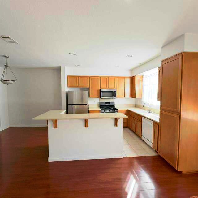 1021 L Ave National City, CA 91950 photo 4