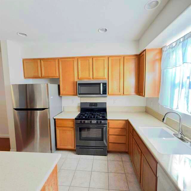 1021 L Ave National City, CA 91950 photo 5