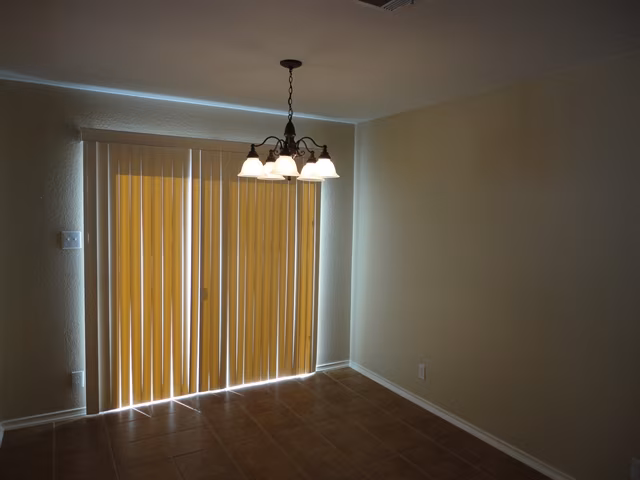 270 New Country Rd Kyle, TX 78640 photo 4