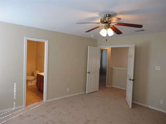 270 New Country Rd Kyle, TX 78640 photo 5