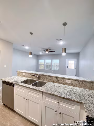 6910 Crestway Rd San Antonio, TX 78239 photo 3