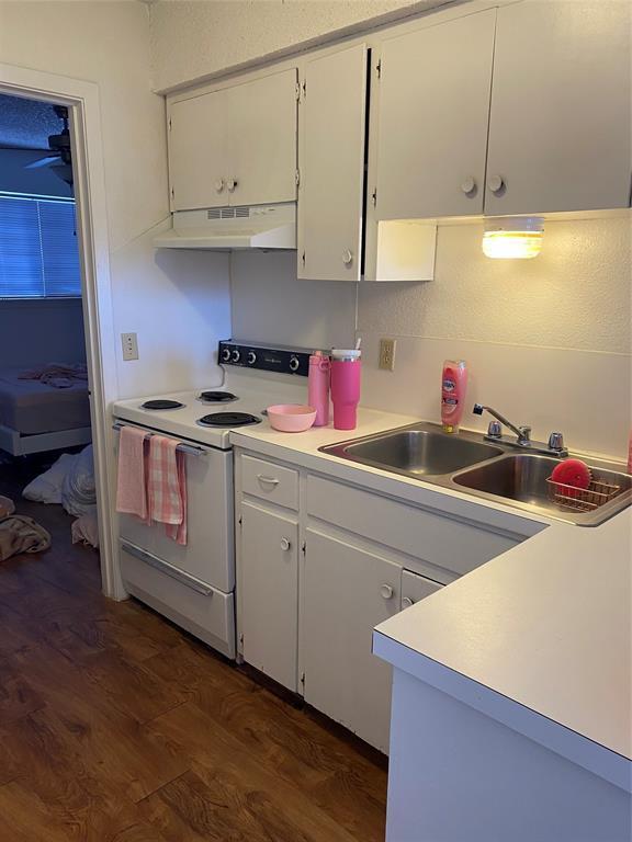 2808 Whitis Ave Austin, TX 78705 photo 2