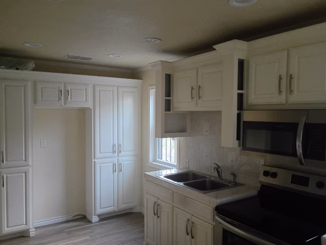 3111 Strong Ave Fort Worth, TX 76105 photo 2
