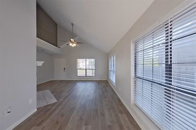 161 Hunter Drive, Cedar Hill, TX 75104 photo 3
