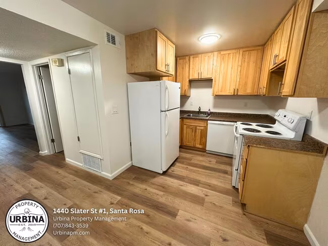 1440 Slater St Santa Rosa, CA 95404 photo 5