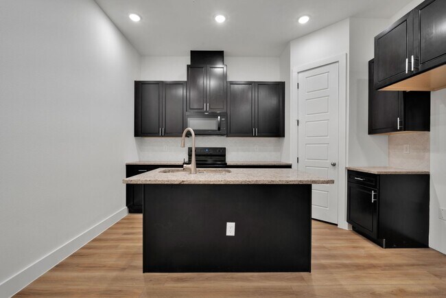 5154 Kelwood St San Antonio, TX 78250 photo 4