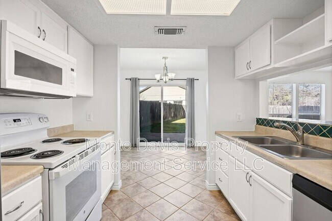 2630 Alcott Lane, Austin, TX 78748 photo 3