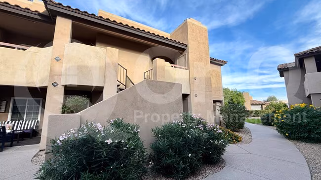9450 E Becker Ln Scottsdale, AZ 85260 photo 3