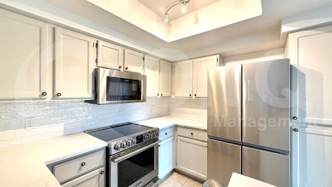 9450 E Becker Ln Scottsdale, AZ 85260 photo 5