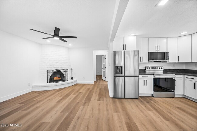 3518 E Montecito Ave Phoenix, AZ 85018 photo 5