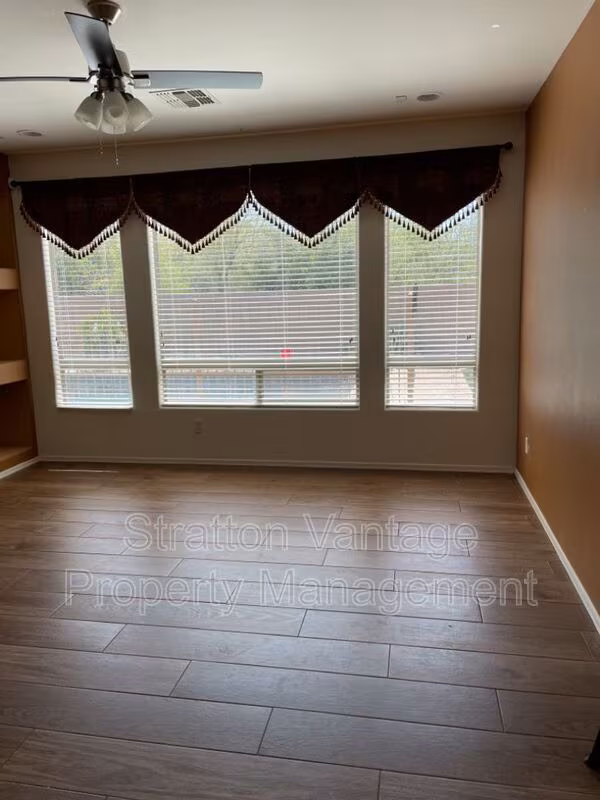 16483 N 99th Pl Scottsdale, AZ 85260 photo 2