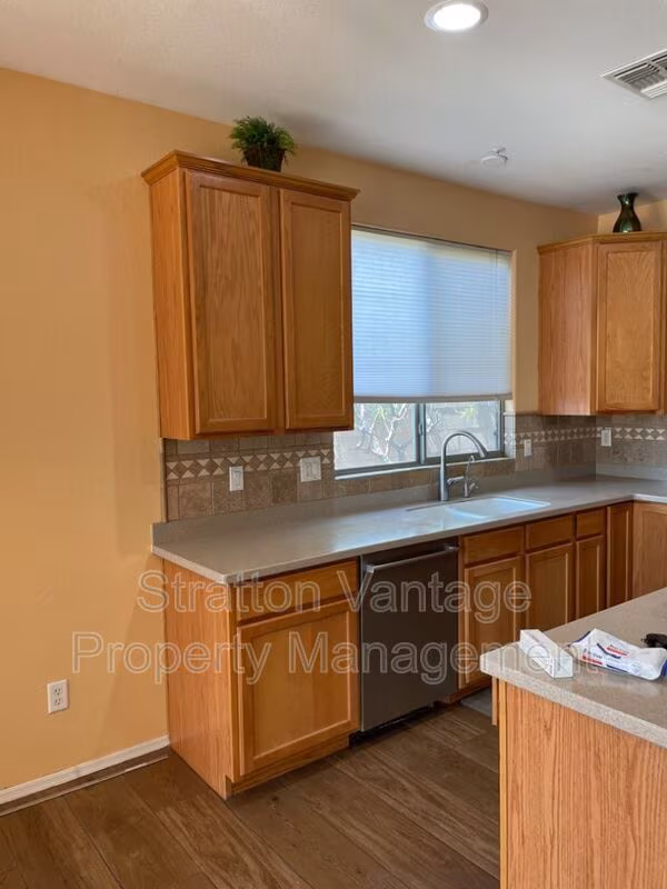 16483 N 99th Pl Scottsdale, AZ 85260 photo 4