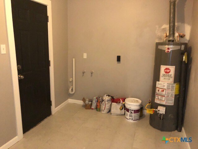 2316 N Austin St Seguin, TX 78155 photo 5