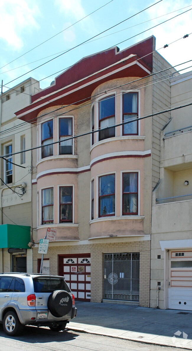 277-279 Fifth Avenue photo 2