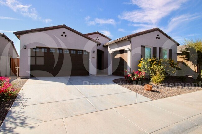 183 E Birchwood Pl Chandler, AZ 85249 photo 2