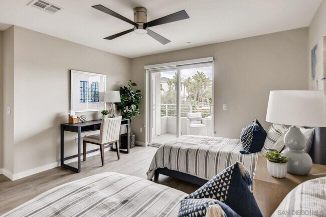 3909 Voltaire St San Diego, CA 92107 photo 4