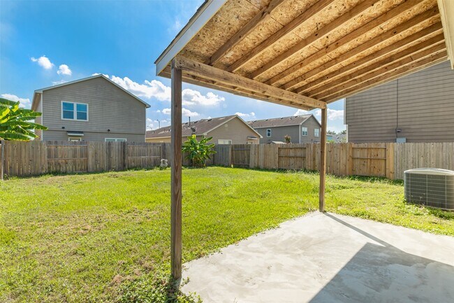 7850 Maverick Trace Lane, Cypress, TX 77433 photo 3