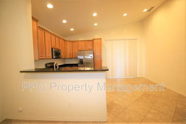 20258 W Desert Bloom St Buckeye, AZ 85326 photo 4