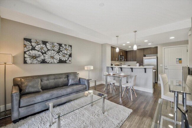 2230 Qualcomm Way San Diego, CA 92108 photo 2