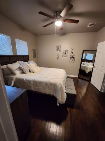 3736 Colonial Avenue, Dallas, TX 75215 photo 2