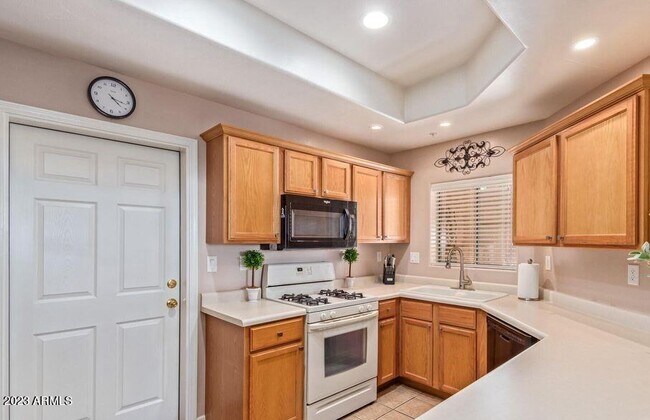 54 Northridge Cir Wickenburg, AZ 85390 photo 5