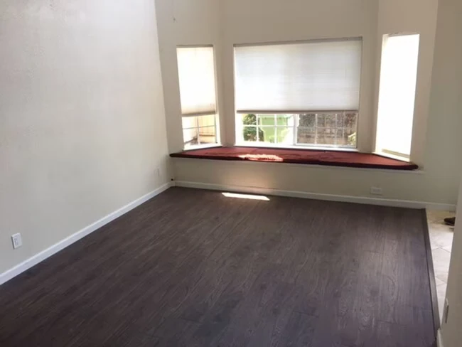 34299 Maybird Cir Fremont, CA 94555 photo 5