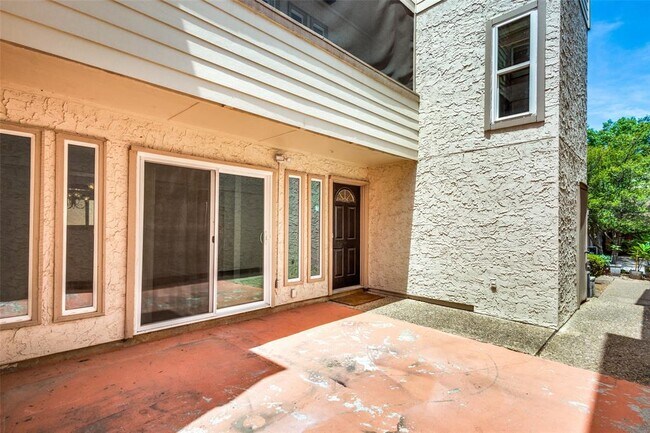4 Oakbrook Dr Lewisville, TX 75057 photo 5