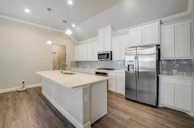 725 Boardwalk Way Argyle, TX 76226 photo 4