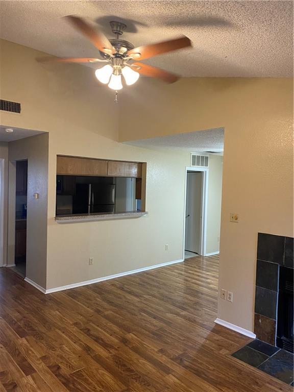 806 W 24th St Austin, TX 78705 photo 3