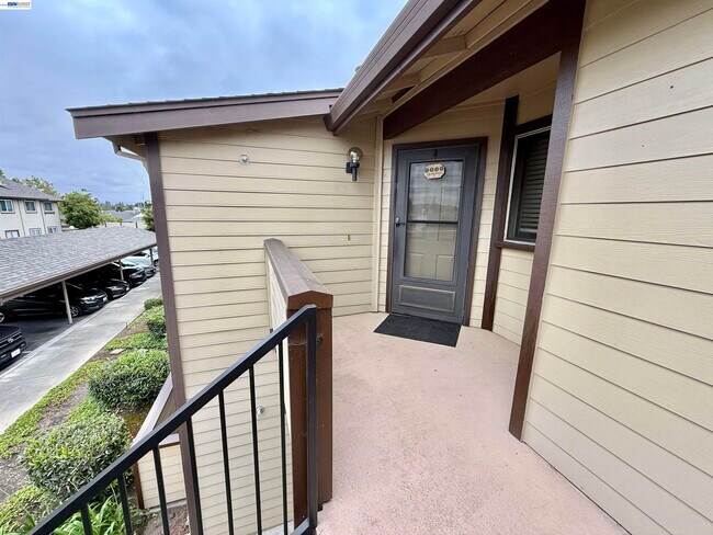 3835 Yorkshire St San Leandro, CA 94578 photo 3