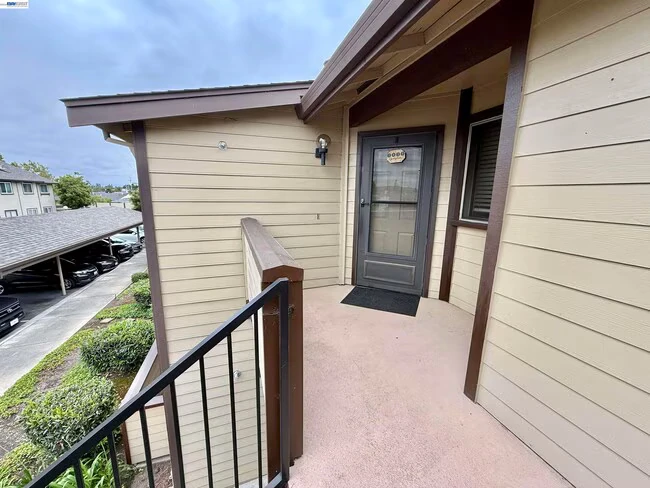 3835 Yorkshire St San Leandro, CA 94578 photo 3