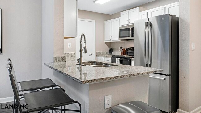 3030 Telegraph Ave Berkeley, CA 94705 photo 3
