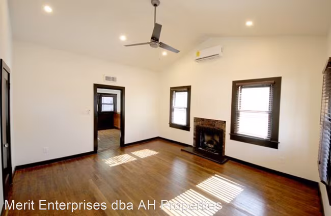 1115 N 13th St Phoenix, AZ 85006 photo 2