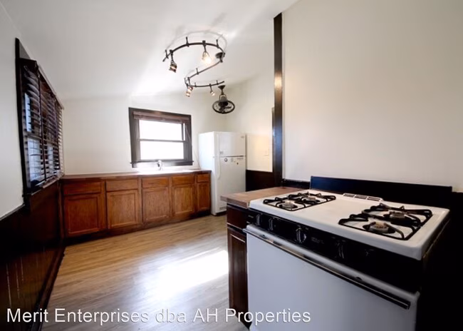 1115 N 13th St Phoenix, AZ 85006 photo 5