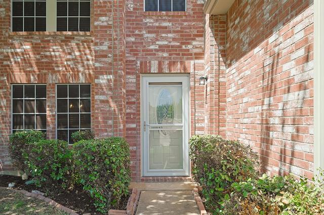 8320 Seven Oaks Lane, Denton, TX 76210 photo 2