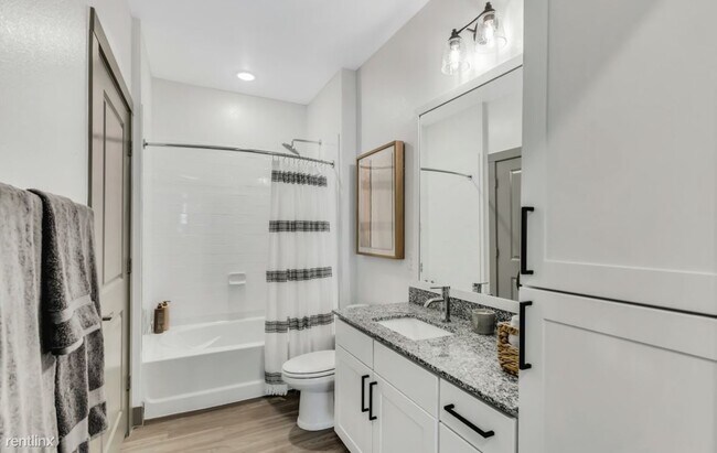 2505 Kinship Pkwy photo 5