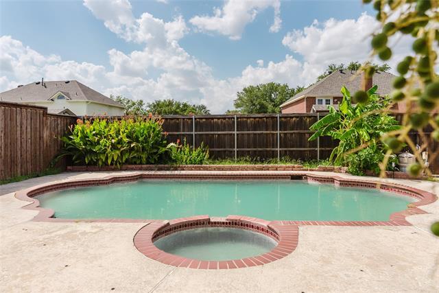 2637 Austin Dr Mesquite, TX 75181 photo 2