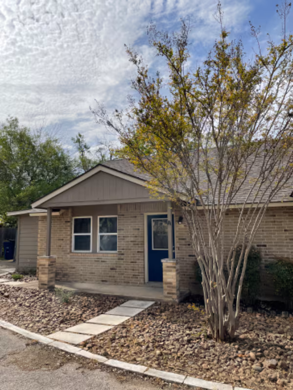 7002 Oak Meadow Cir Austin, TX 78736 photo 3