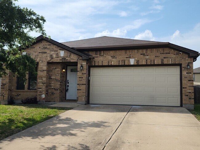 704 Big Sur Trail Taylor, TX 76574 photo 2