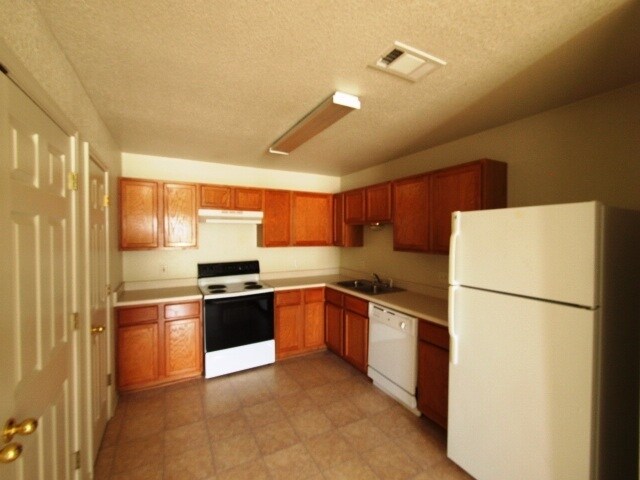 202 Janelle Dr Copperas Cove, TX 76522 photo 4