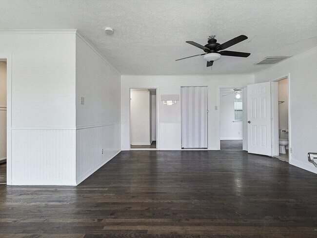 6950 Hillcrest Ave Dallas, TX 75205 photo 4