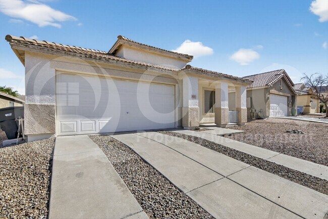 9221 S Leila Ln Phoenix, AZ 85041 photo 2