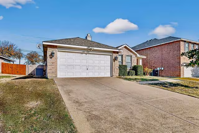 2016 Swenson Ct Grand Prairie, TX 75052 photo 5