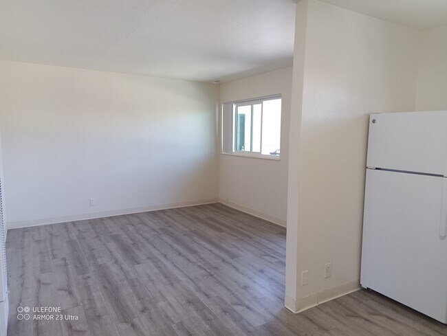 20511 Anita Ave Castro Valley, CA 94546 photo 3