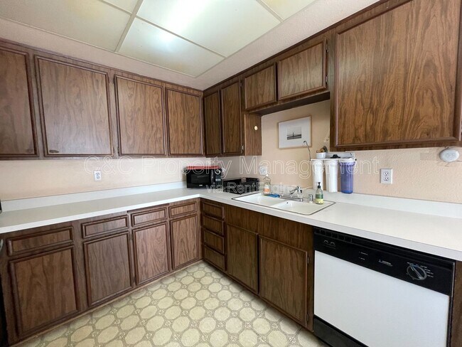 294 Chambers St El Cajon, CA 92020 photo 5