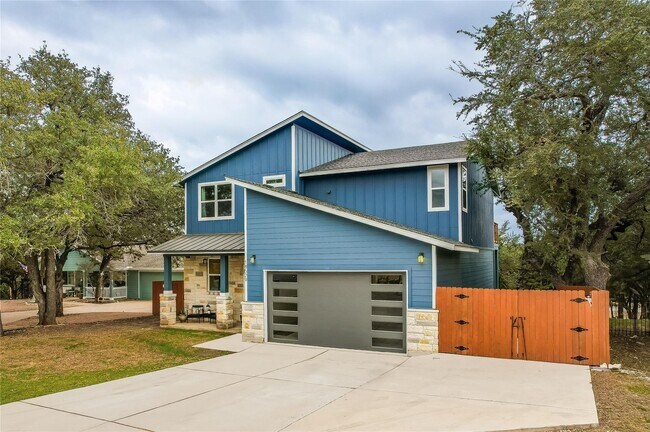 18529 Staghorn Dr Lago Vista, TX 78645 photo 2